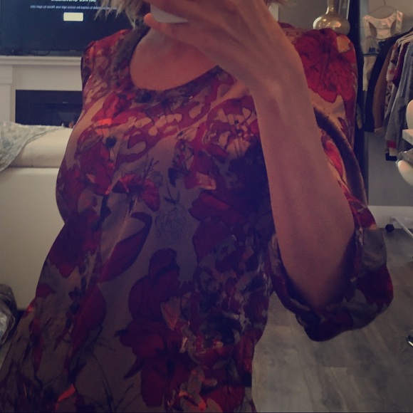 Satin dress - Picture 1 of 2